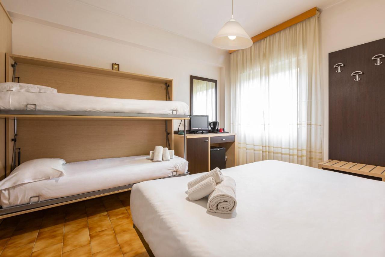 Catignano Hotel Filey Ngoại thất bức ảnh